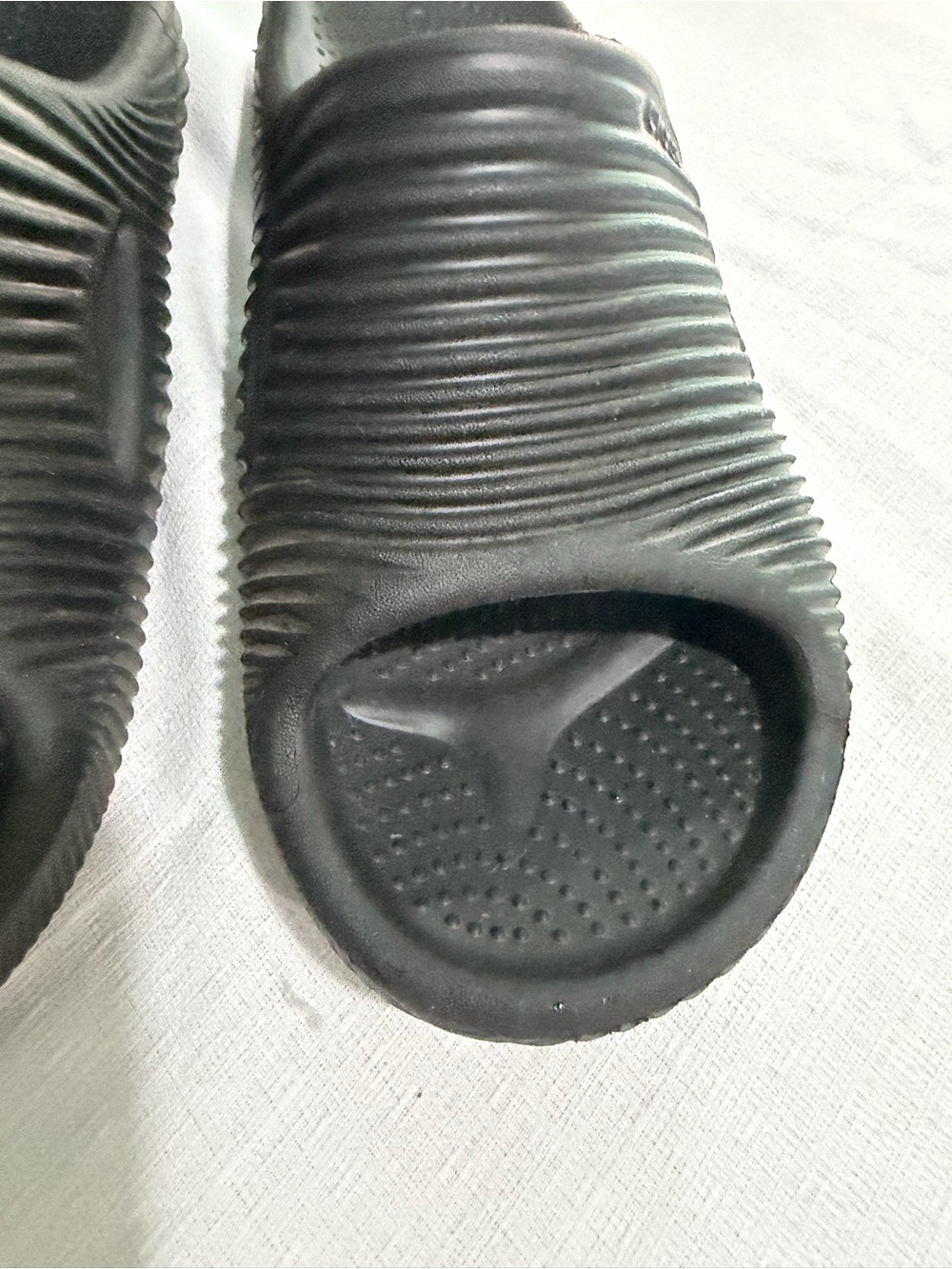 CROCS mellow tide recovery Men’s Black Ribbed Slide Sandals sz9 casual longwear - Picture 3 of 8